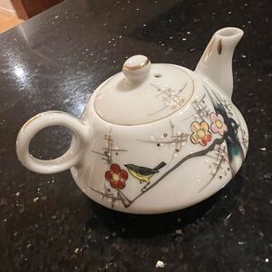 Vintage Japanese Floral Hand painted Ceramic Teapot marked Y.Y. Made in Japan